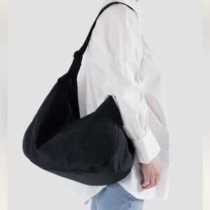 BAGGU Large Black Nylon Crescent Bag